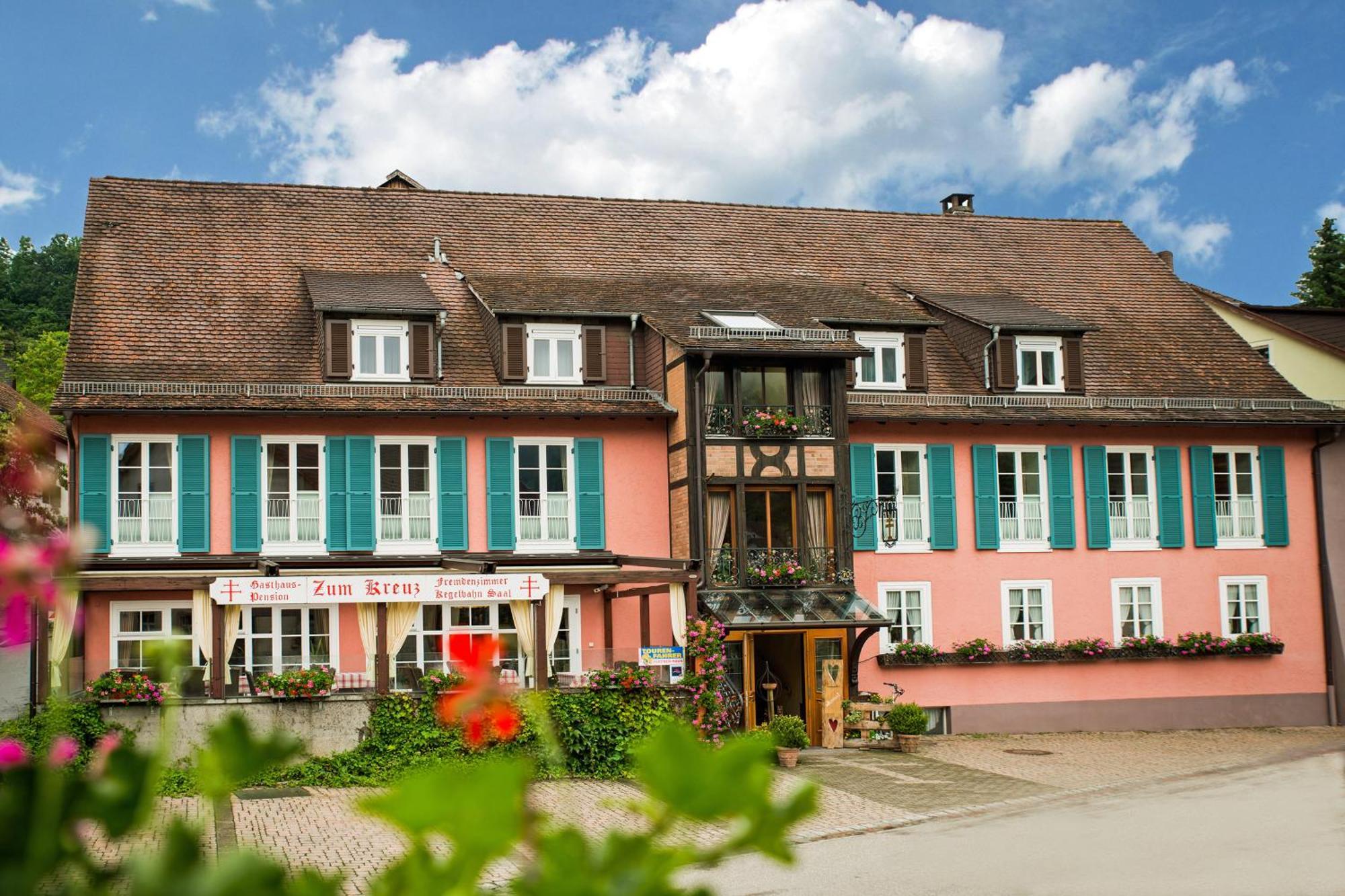 Gasthaus-Pension Zum Kreuz Stuhlingen Exterior photo